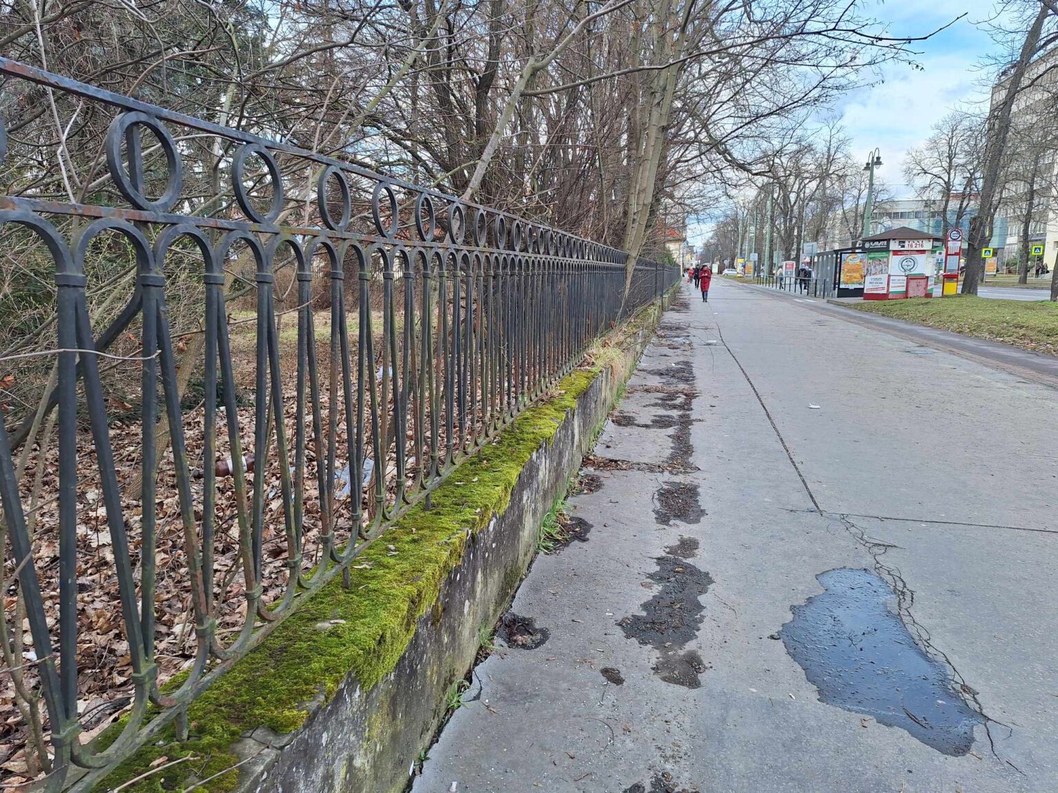 Park na Masarykovej ulici bude onedlho sprístupnený verejnosti. Foto: Redakcia