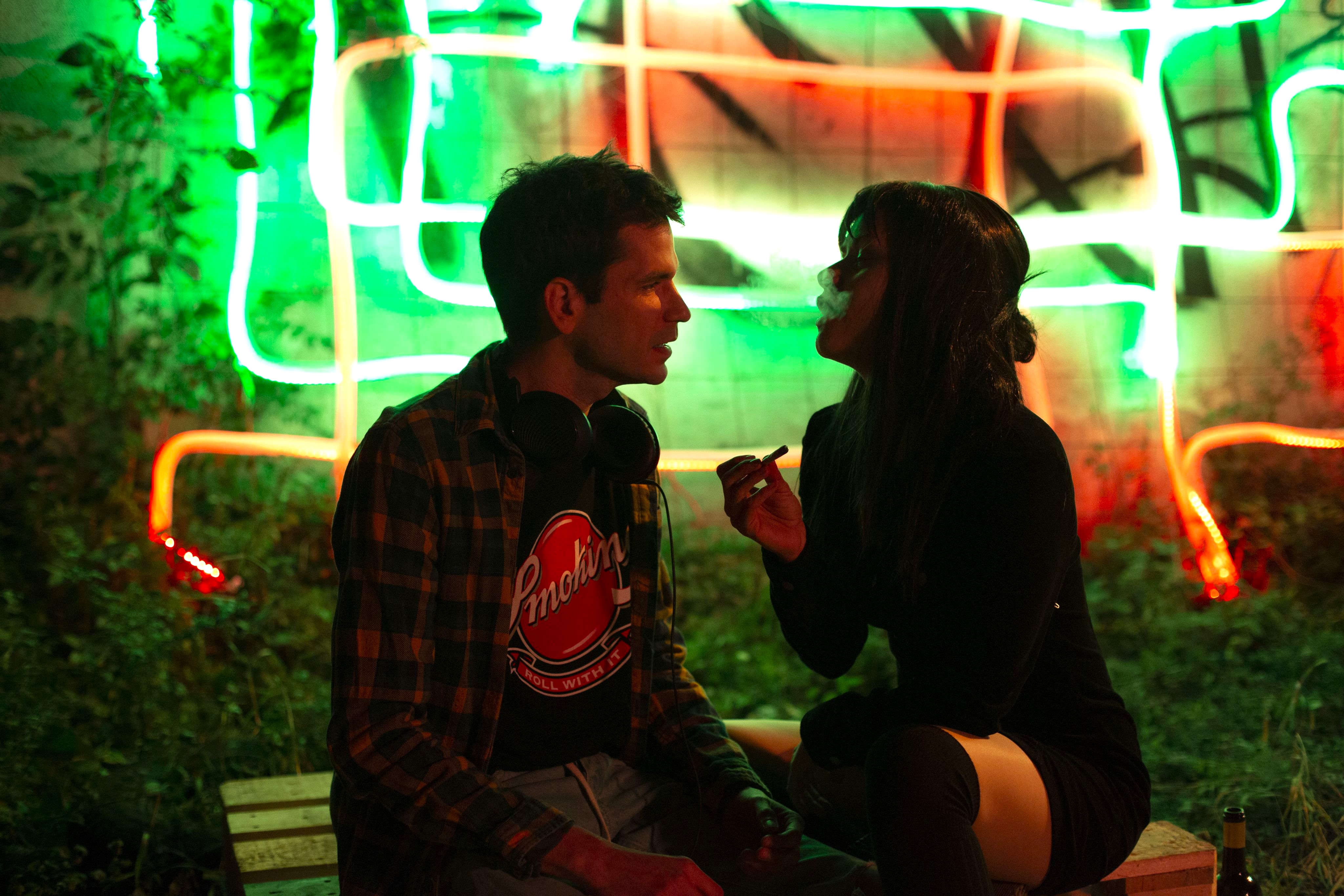 Drogová dráma Fentasy nevyužila atraktívny námet. Debut Vičana ide iba na pol plynu