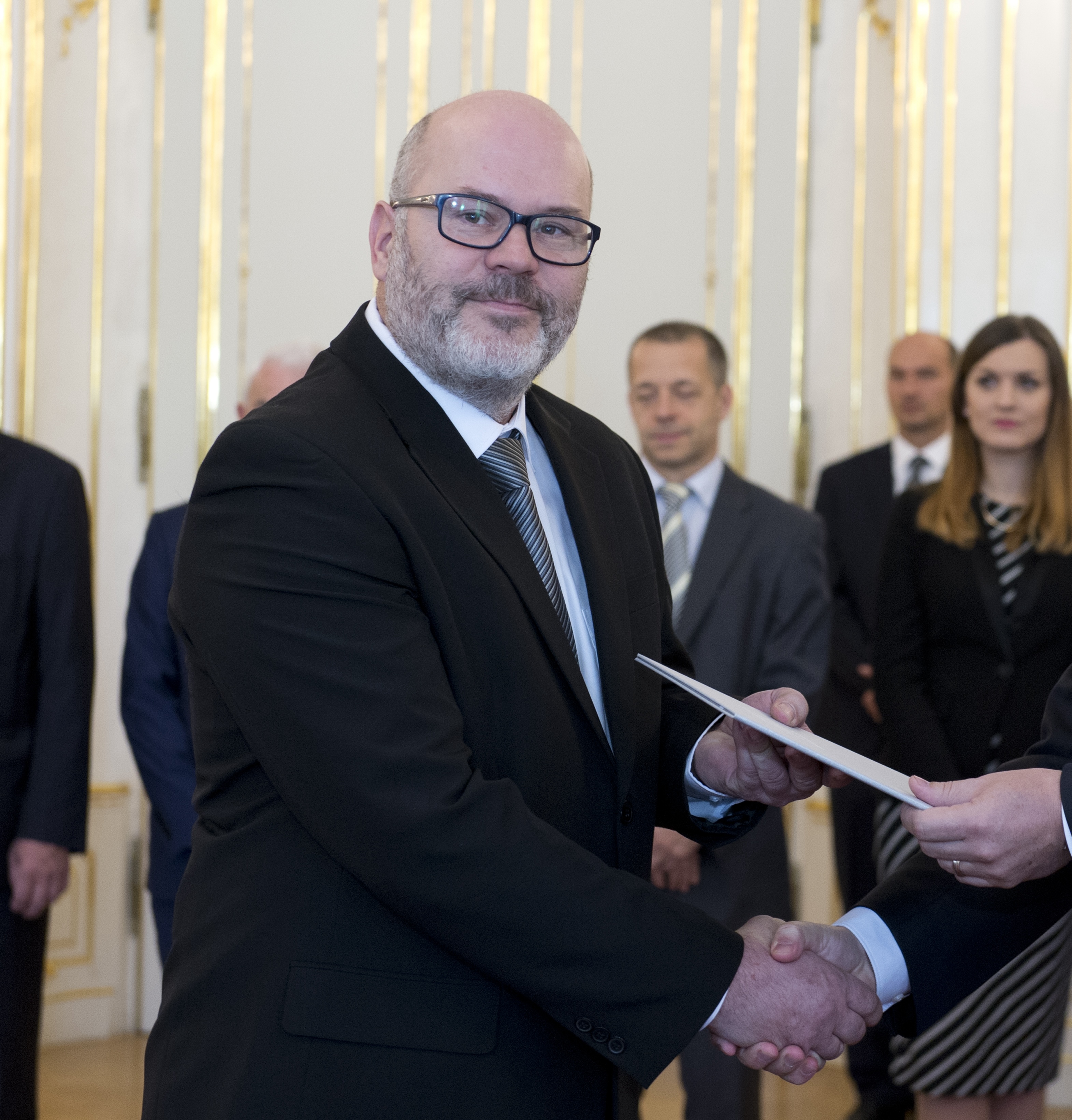 Dekan košickej fakulty umení, ktorý ukradol obraz, abdikoval