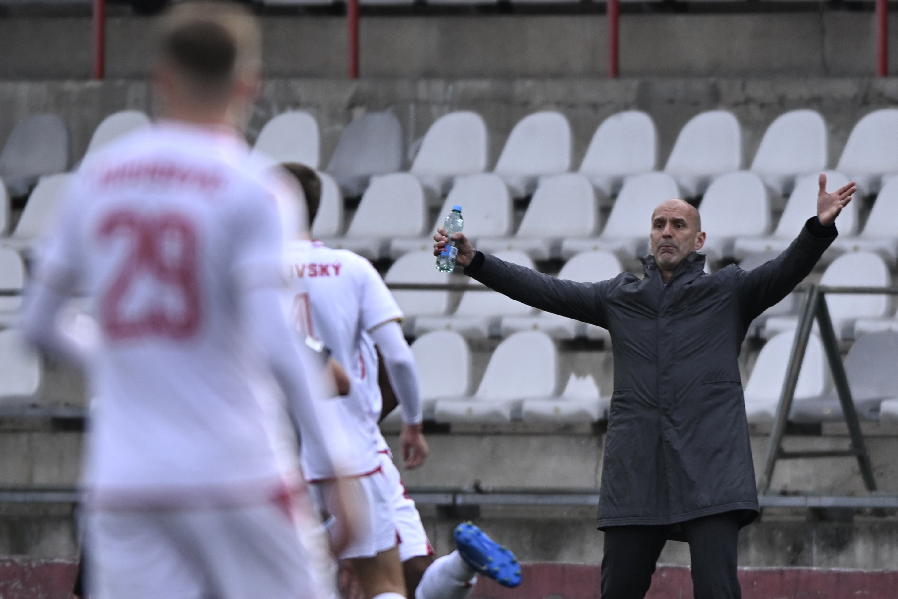 Záver ligy rozvíril vášne medzi primátorom a futbalovým zväzom. Neúspech však hľadajme inde