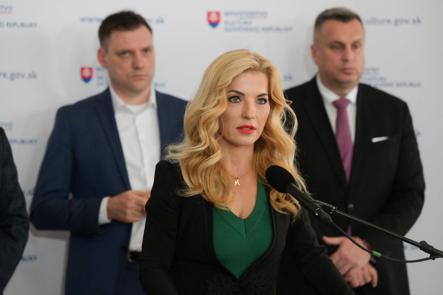 Zľava Tomáš Taraba, Martina Šimkovičová a Andrej Danko. Foto: Pavel Neubauer/TASR