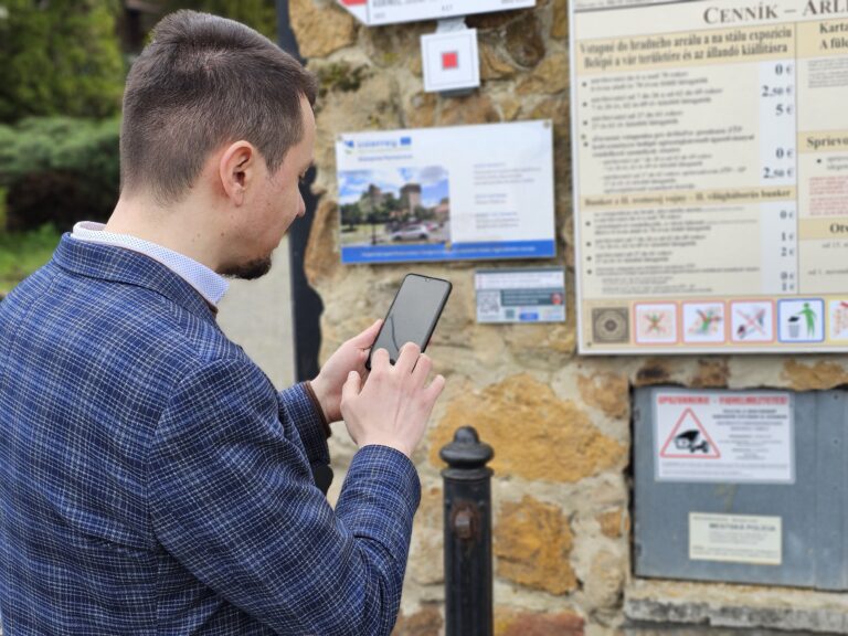 Pamiatky mesta Fiľakovo turistom predstaví nový digitálny sprievodca