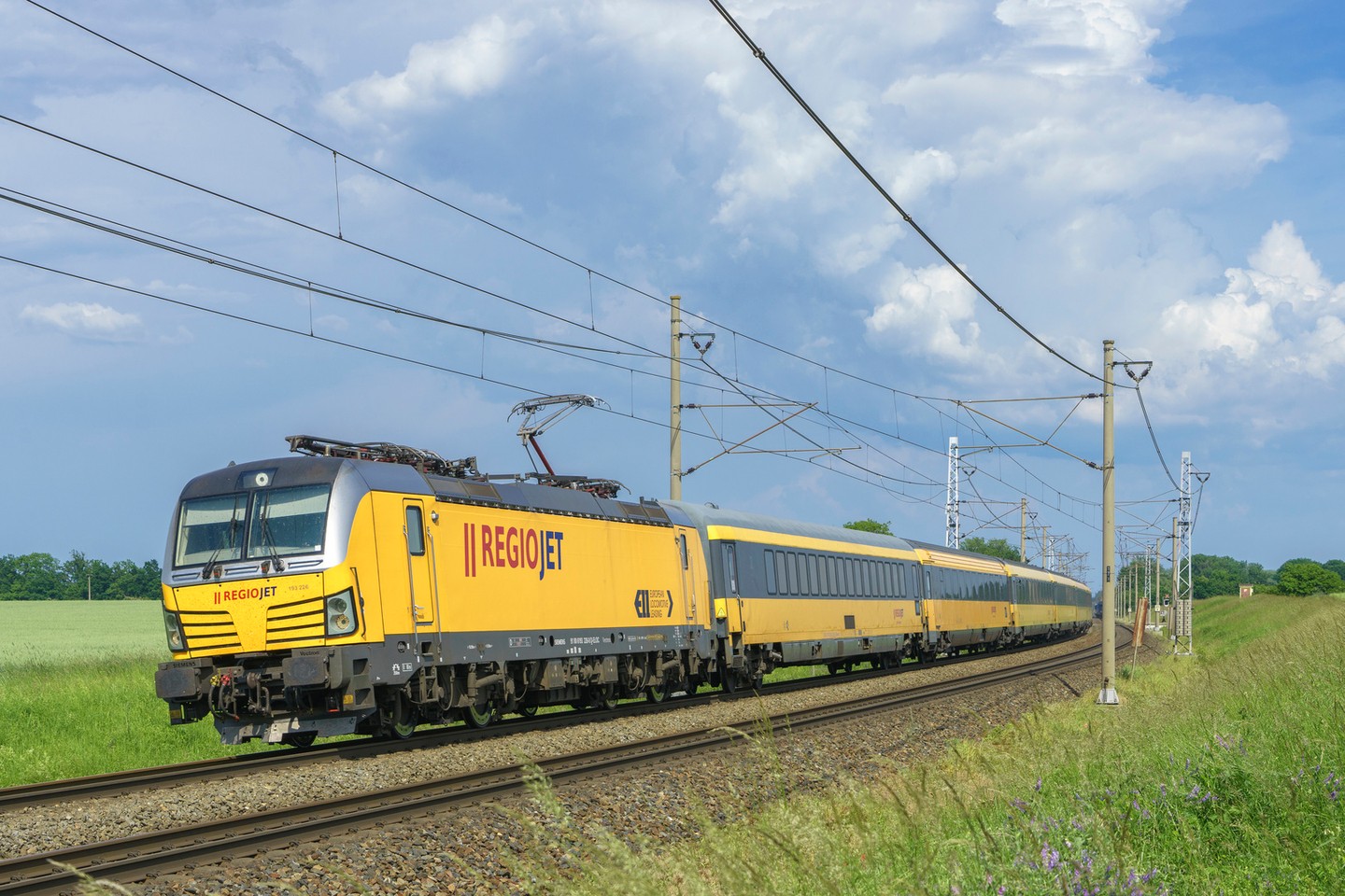 Na ukrajinskú hranicu rýchlejšie. RegioJet spustil priame vlakové spojenie