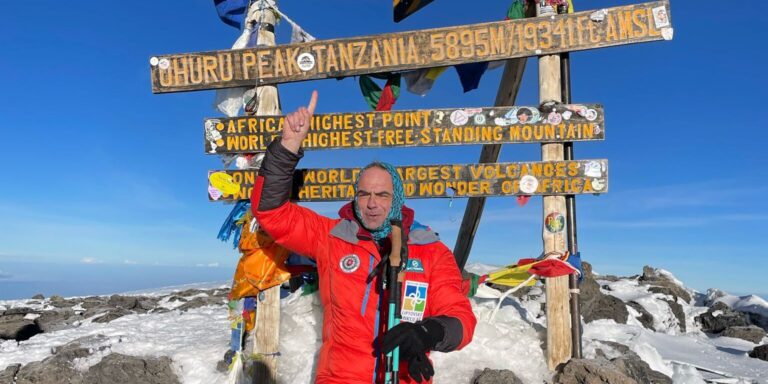 Liptovský policajt vyšiel na vrchol Kilimandžára