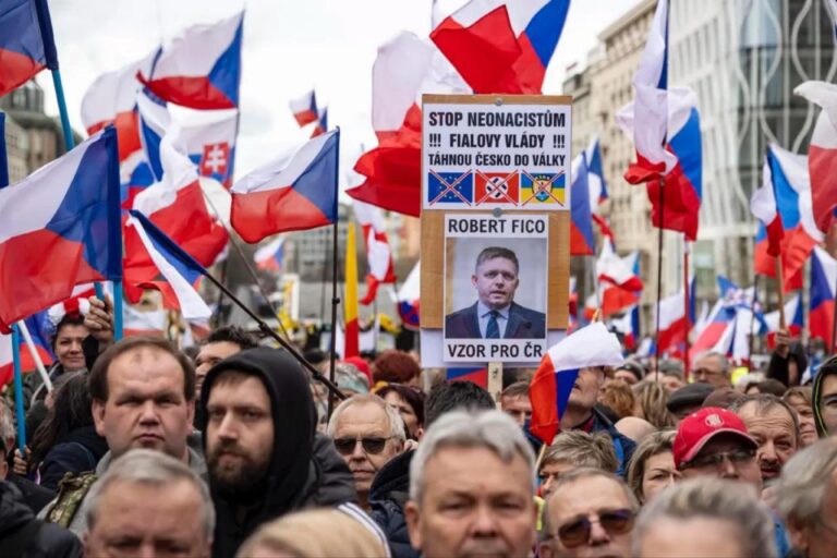 Protestujúci v Prahe žiadali demisiu českej vlády