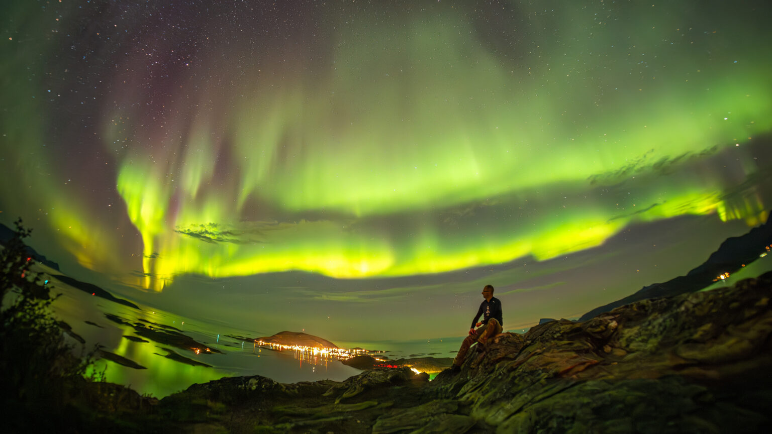 Aurora nad Brensholmenom. Foto: Róbert Barsa