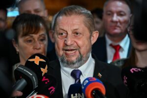 Harabin v druhom kole Pellegriniho nepodporil