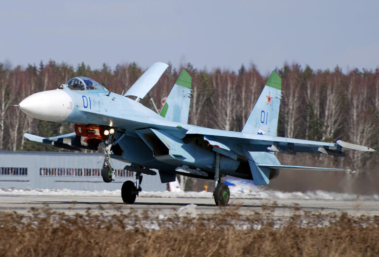 Rusko údajne zničilo päť ukrajinských stíhačiek zaparkovaných na letisku