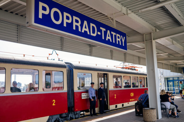 Do Tatier vás počas sviatkov odvezie aj Trojča z roku 1969