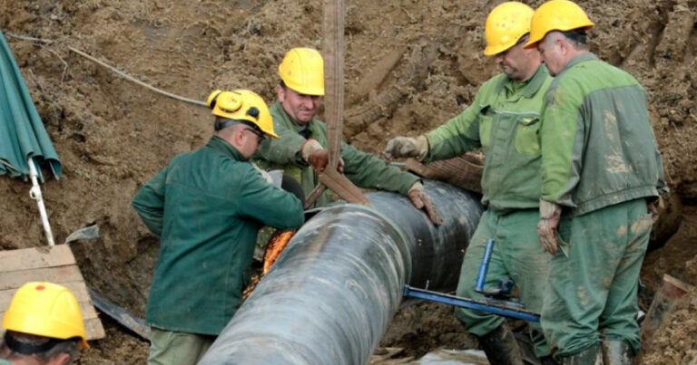 Srbi vyjednávajú novú zmluvu o ruskom plyne, má byť najlacnejší v Európe