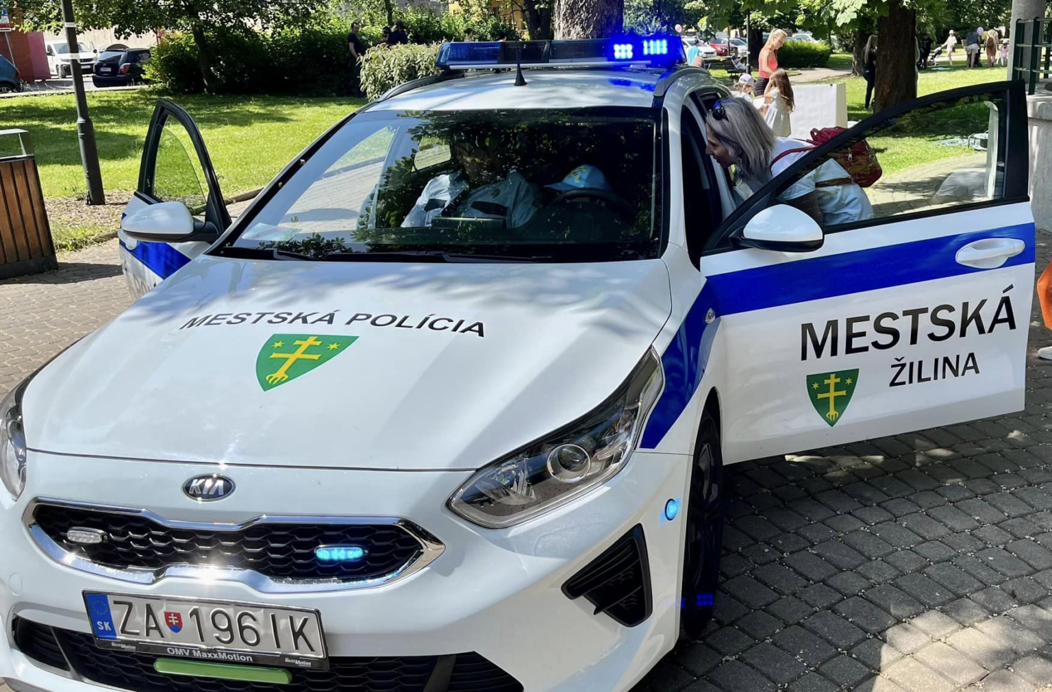 Mestská polícia v Žiline chce zlepšiť parkovaciu disciplínu v meste. Ilustračné foto: MsP Žilina 