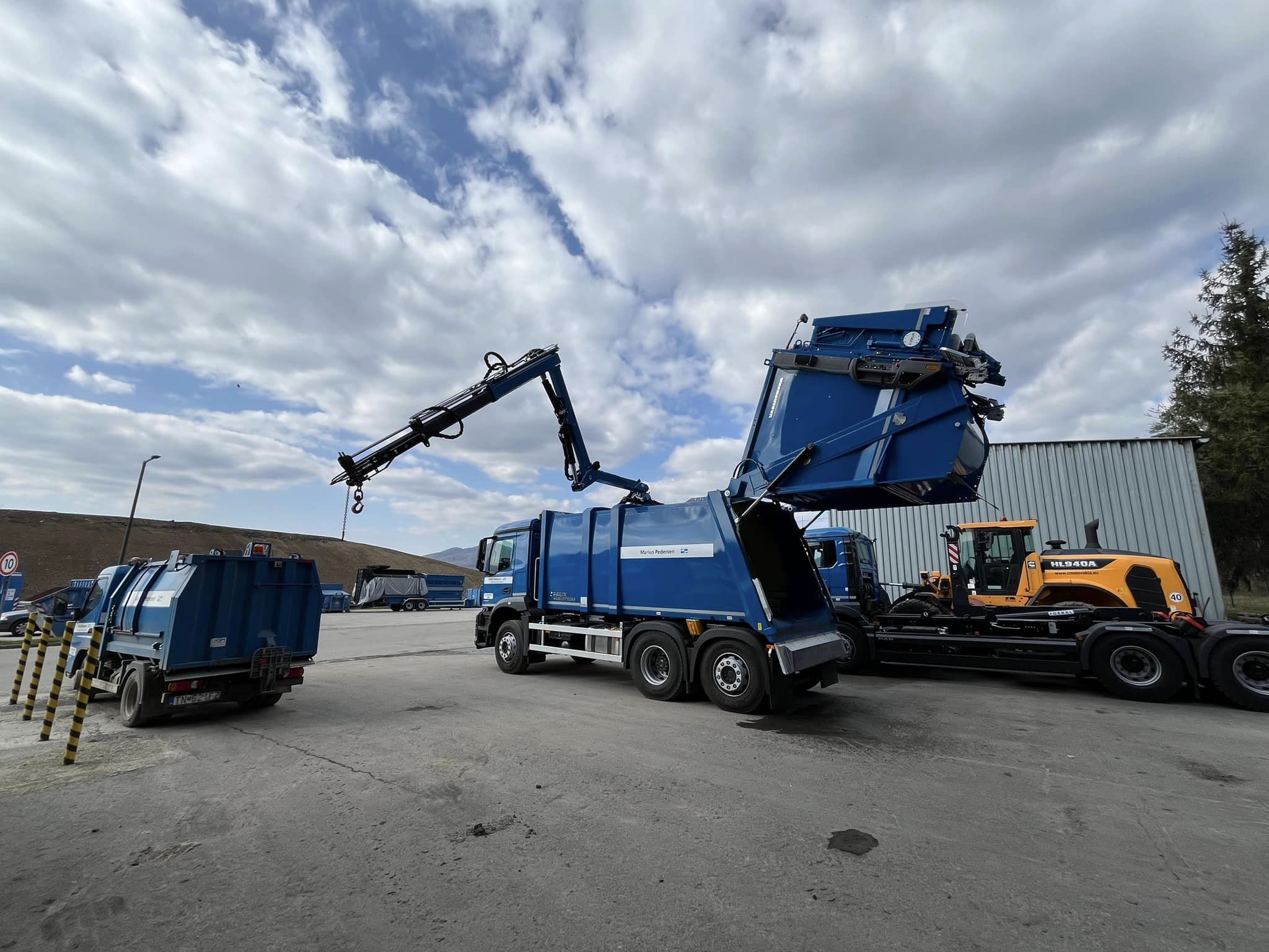 Do ulíc vyrazí novinka. V čom sa líši nové smetiarske auto od tých ostatných?