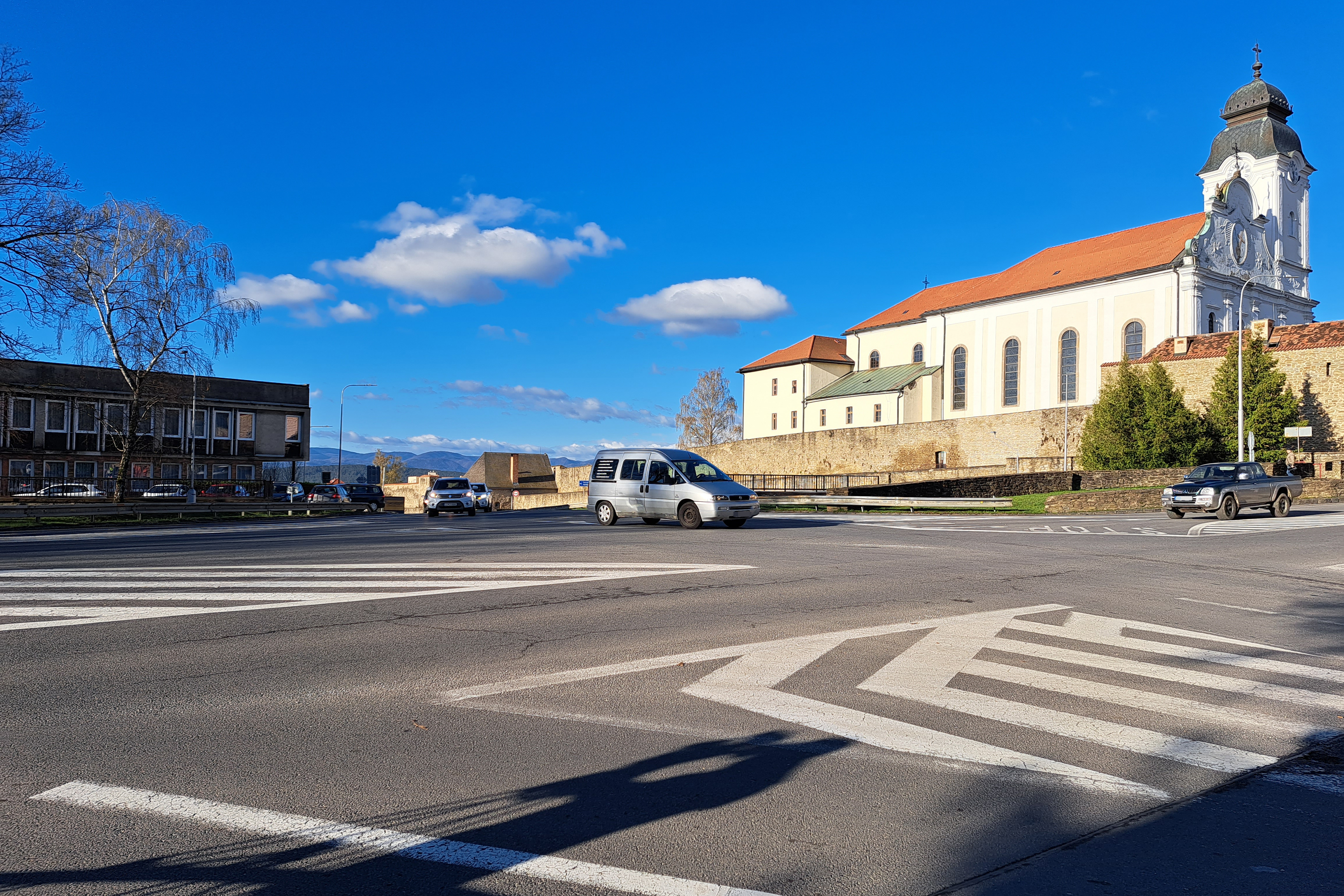 Dve desaťročia trvajúce snahy sa vyplatili. Z rušnej križovatky v Levoči bude kruhový objazd