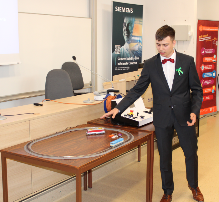 Súťaž stredoškolákov v Žiline: mladí ľudia ukázali technologickú zručnosť