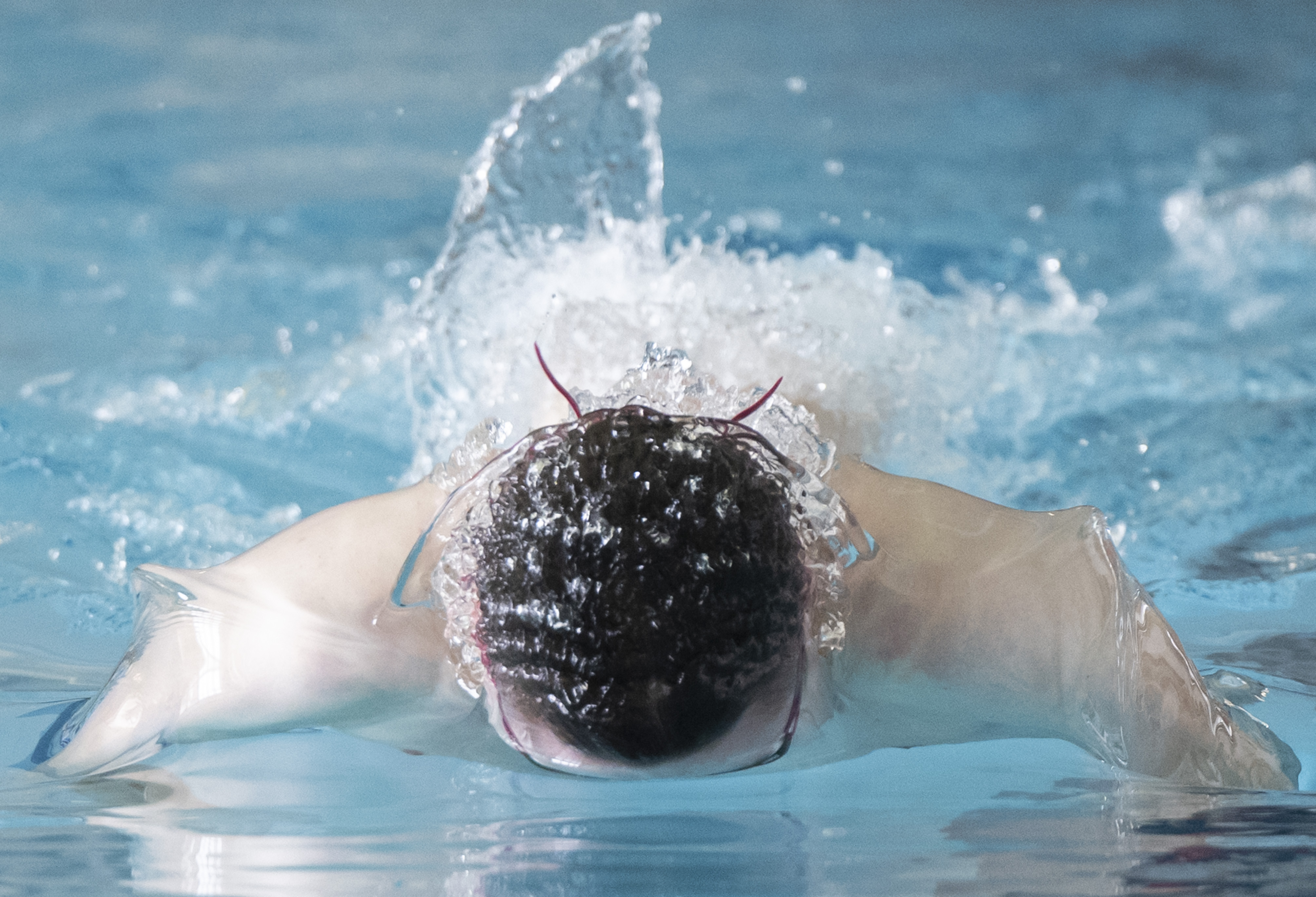 V mestskej plavárni vo Svite si tak skoro nezaplávate. Je v havarijnom stave