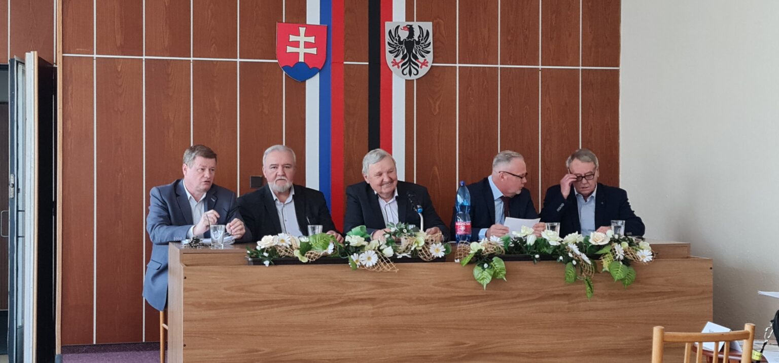 Ilustračná snímka - jedno zo zasadnutí mestského zastupiteľstva v Rimavskej Sobote. Foto: Branislav Caban