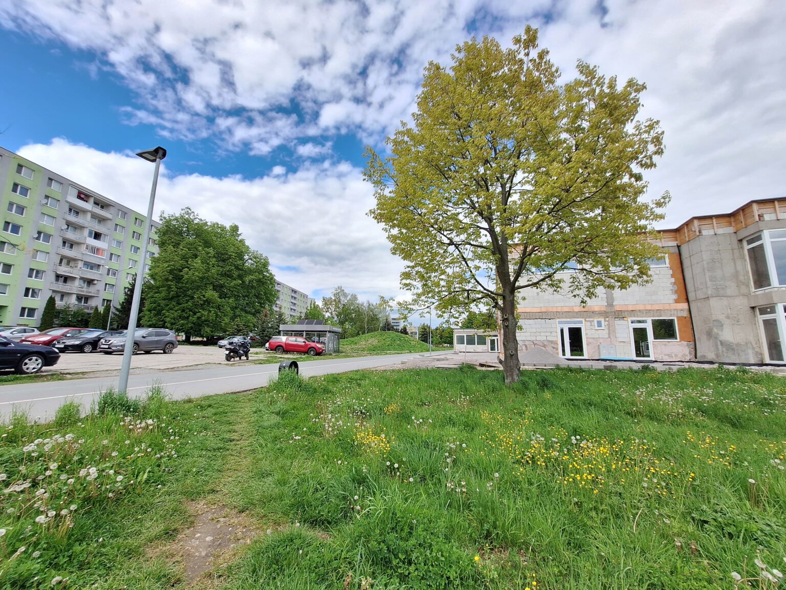 Prebiehajúca rekonštrukcia budúceho multifunkčného centra Capko v Prešove. Foto: Redakcia