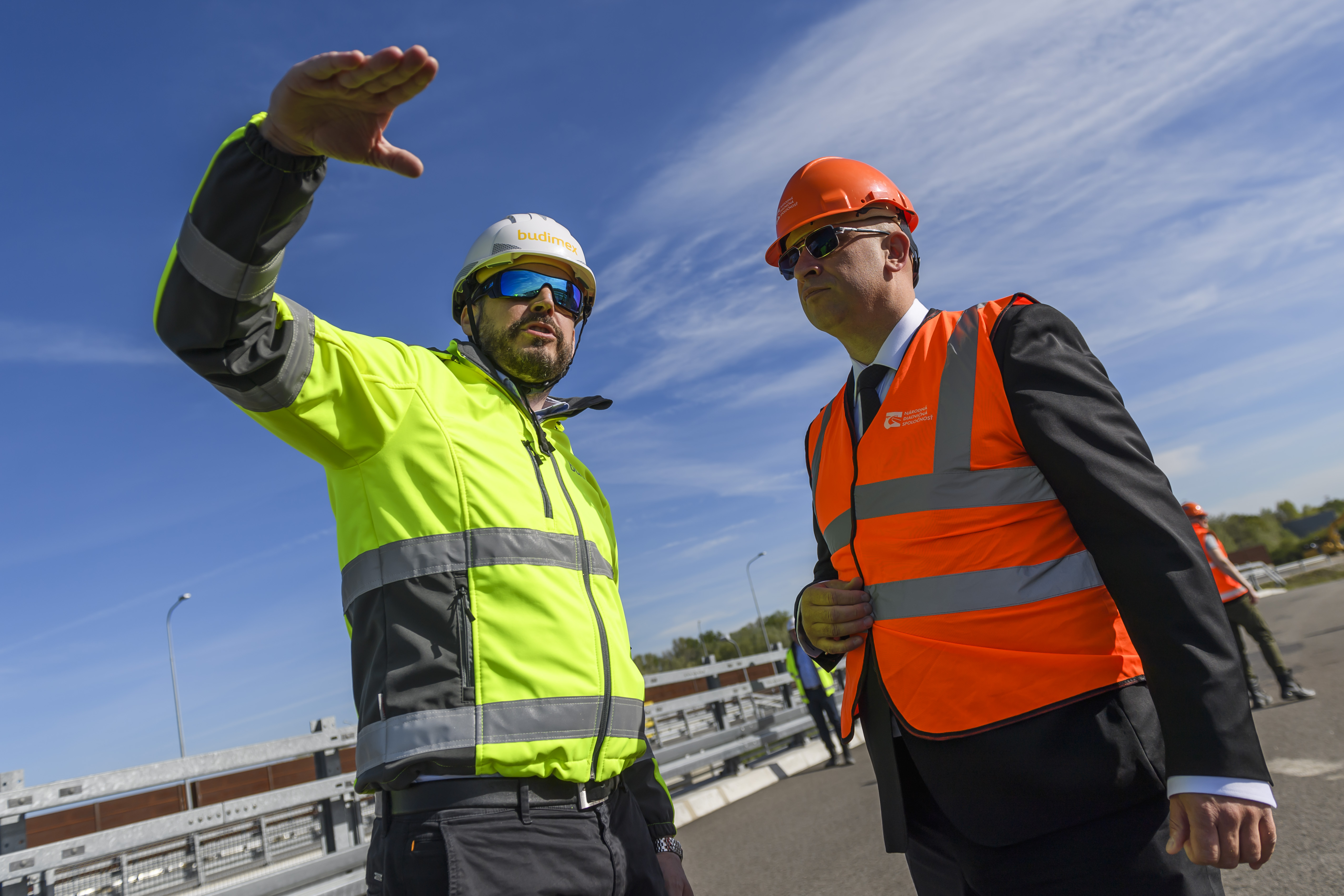 Nebezpečný úsek pod Strečnom sa uzatvárať nebude. Ráž predstavil dve riešenia situácie