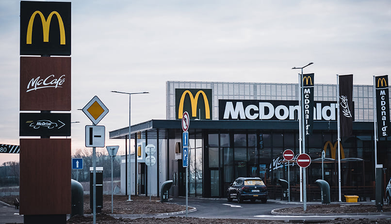 V Košiciach krachujú predajne. V obľúbenej fastfoodovej prevádzke sa už nenajete