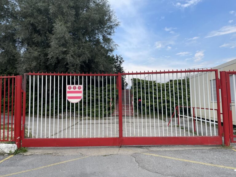 Prírodné kúpalisko Delňa čistia a upravujú. Pozor by si mali dať hlavne otužilci a noční plavci 