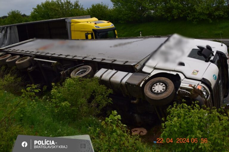 Dopravu komplikujú nehody a kolóny. Časť úseku diaľnice D2 bude neprejazdná