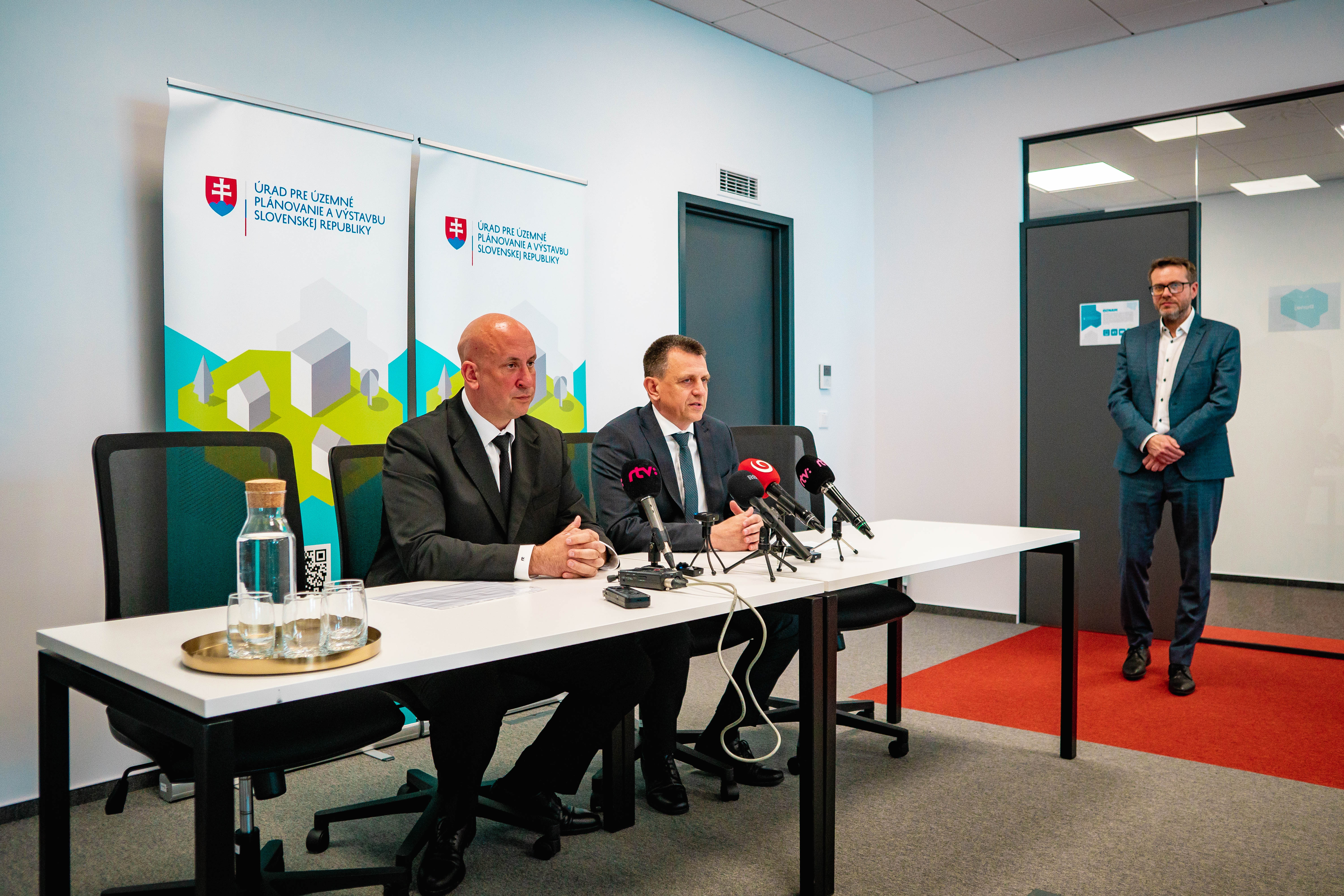 Nový Rážov úrad má v Bratislave problém. Stratil všetkých referentov odboru výstavby