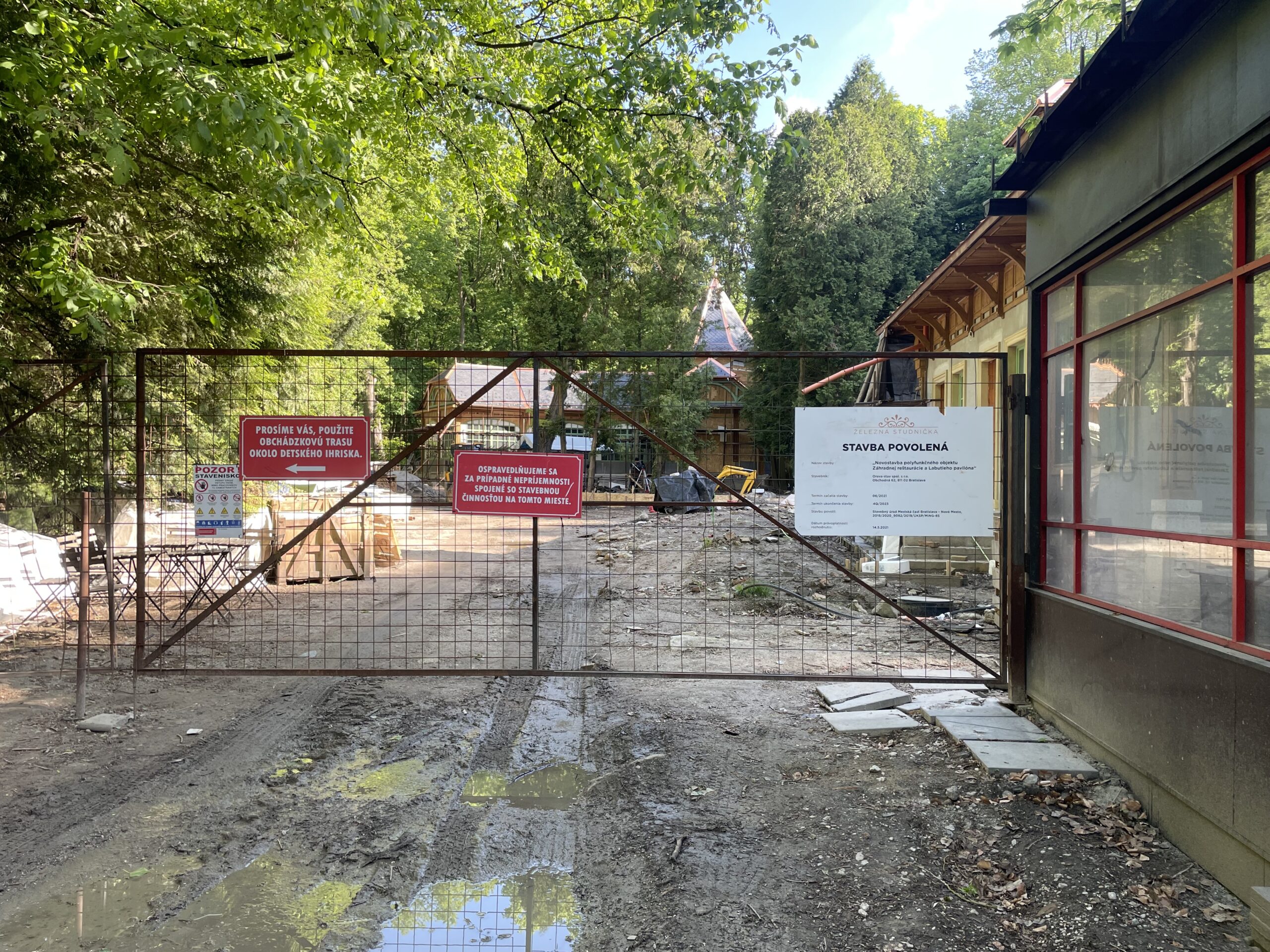 Slávne Ferdinandove kúpele na Železnej studienke opravujú. Foto: Miroslava Pavlíková