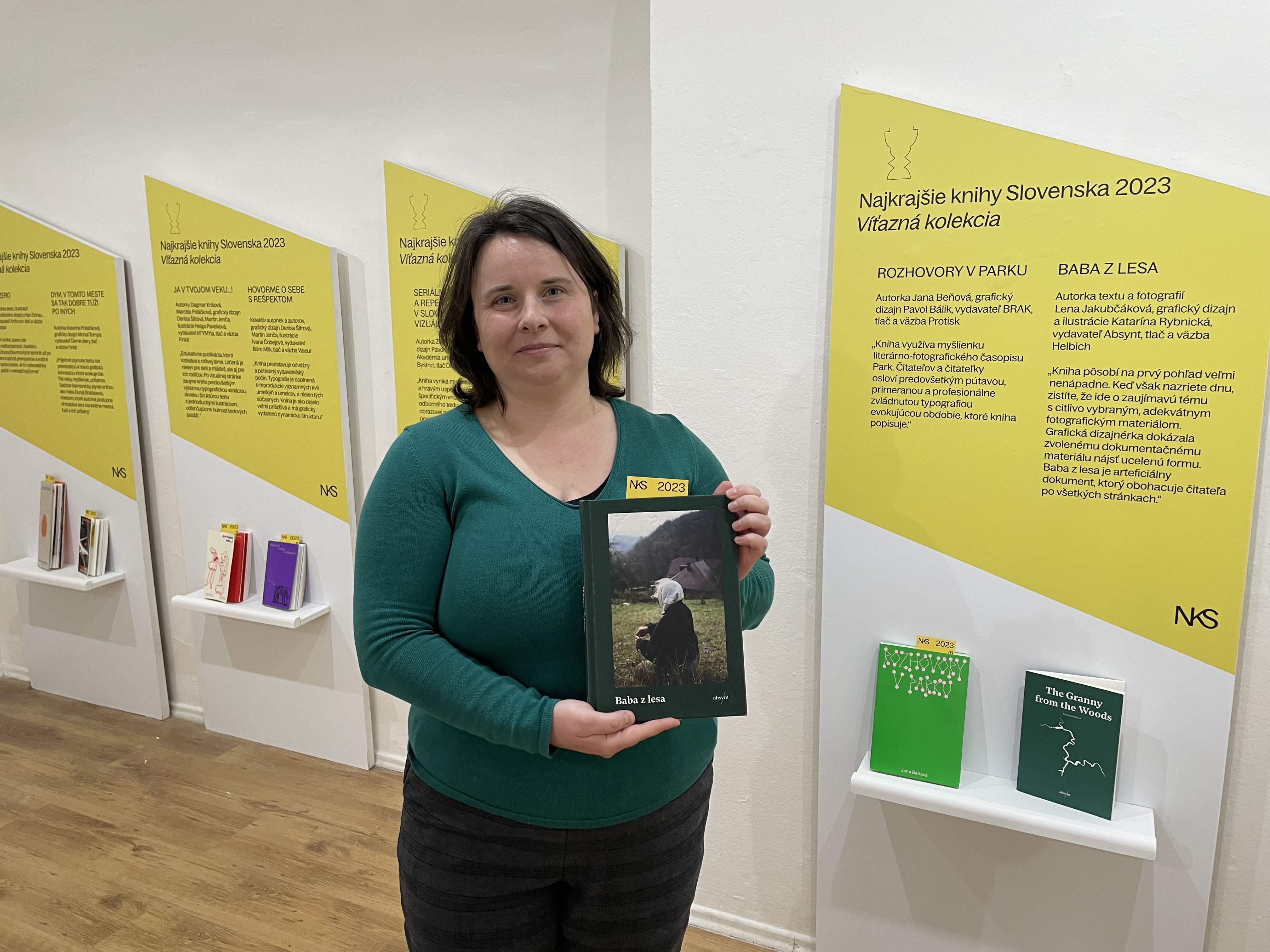 Najkrajšia kniha Slovenska. Medzi ocenenými je aj Baba z lesa. Detské knihy chýbali 