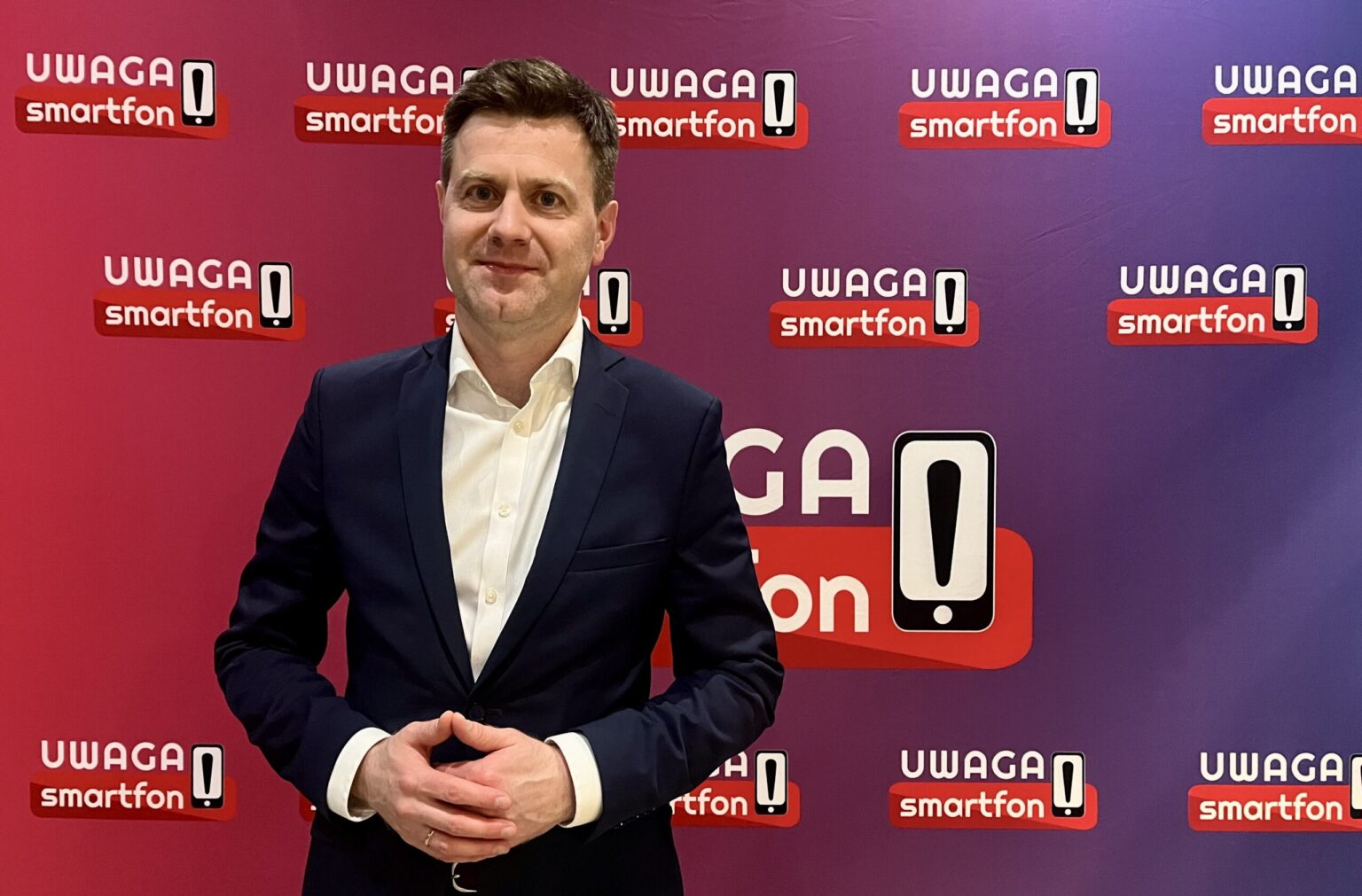 Adam Zych na konferencii Pozor! Smartfón. Foto: Anna Čujová