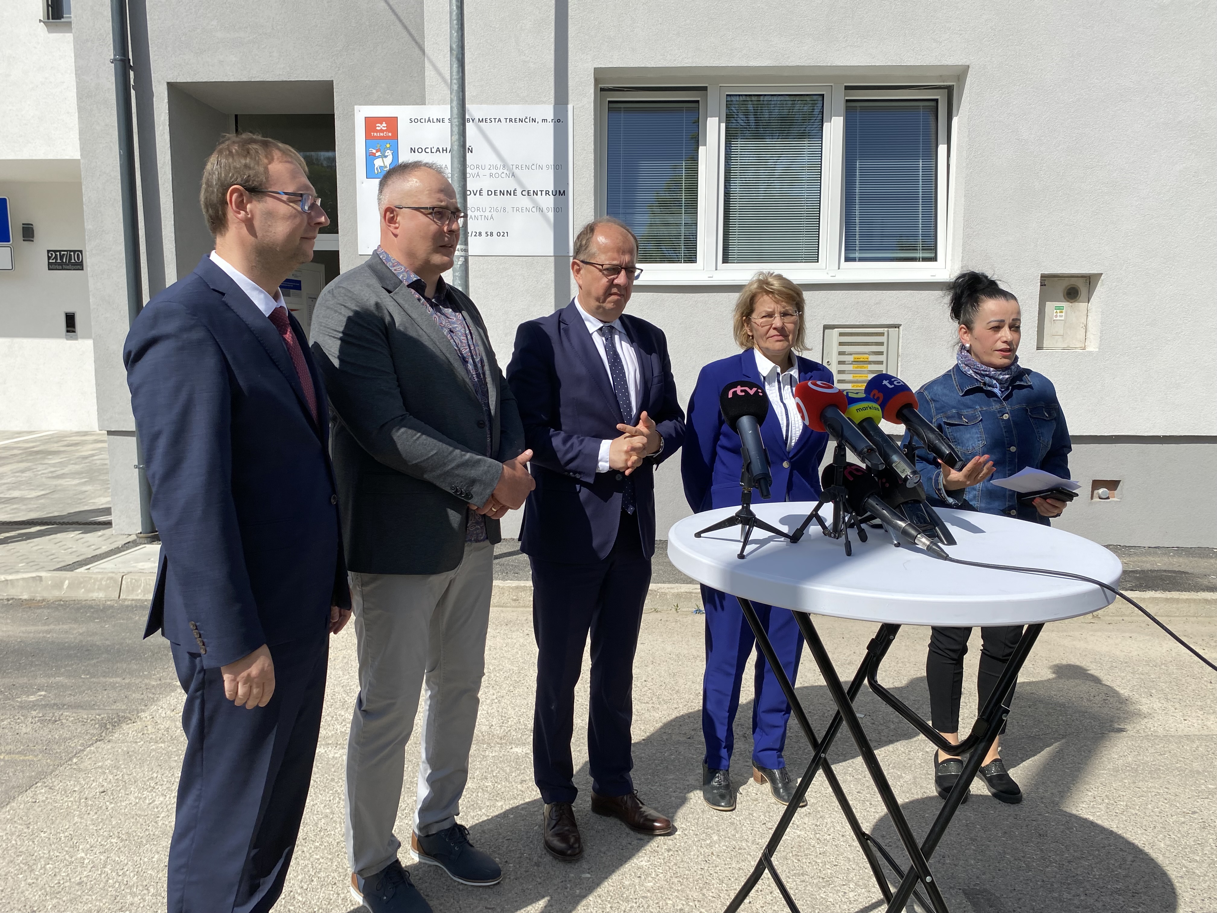 Foto: V Trenčíne otvorili vynovenú nocľaháreň. Kapacity sú takmer dvojnásobné