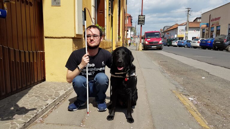 Už 34 rokov podávajú pomocnú ruku ľuďom so zrakovým postihnutím