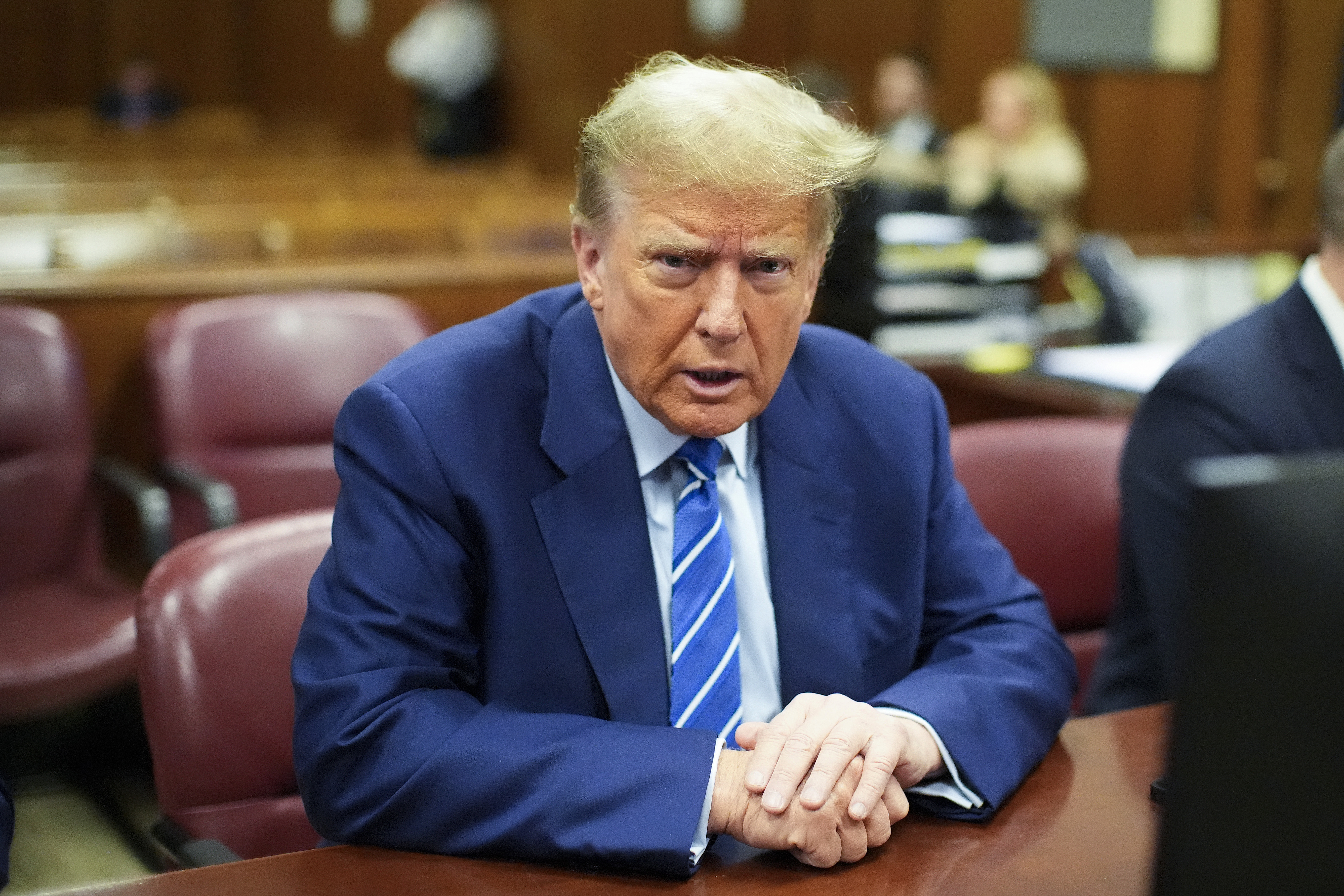 Donald Trump: Verejné poníženie či prenasledovanie opozície v USA?