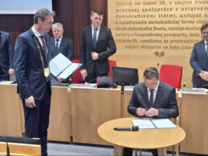 Exposlanca Rudolfa Dupkalu nahradil v krajskom zastupiteľstve Peter Cvengroš