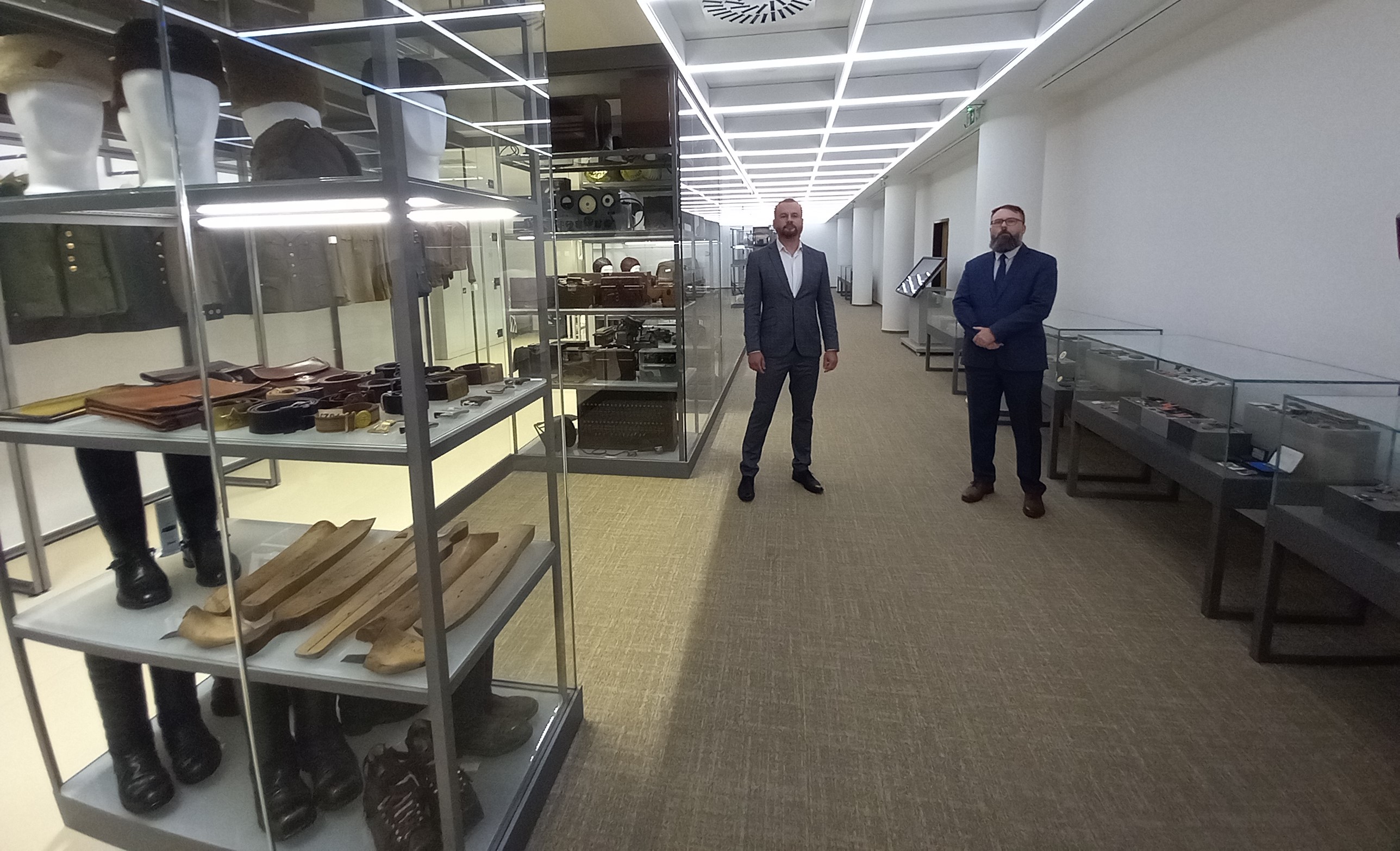 Foto: V Múzeu SNP sprístupnia predmety, ktoré boli desaťročia skryté v depozitári