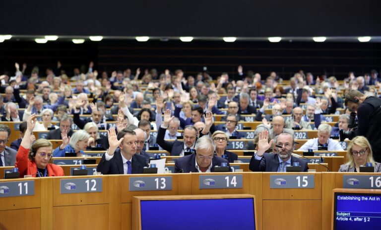 Europarlament vyzval na začlenenie práva na potrat do Charty základných práv EÚ
