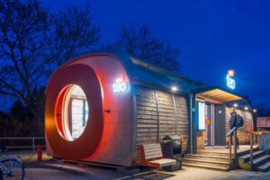 V Hesensku zakázal súd nedeľný predaj. Robotom