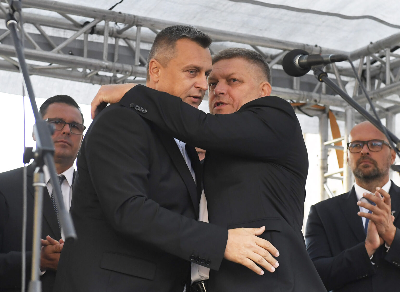 Andrej Danko (zľava), Robert Fico. Foto: František Iván/TASR
