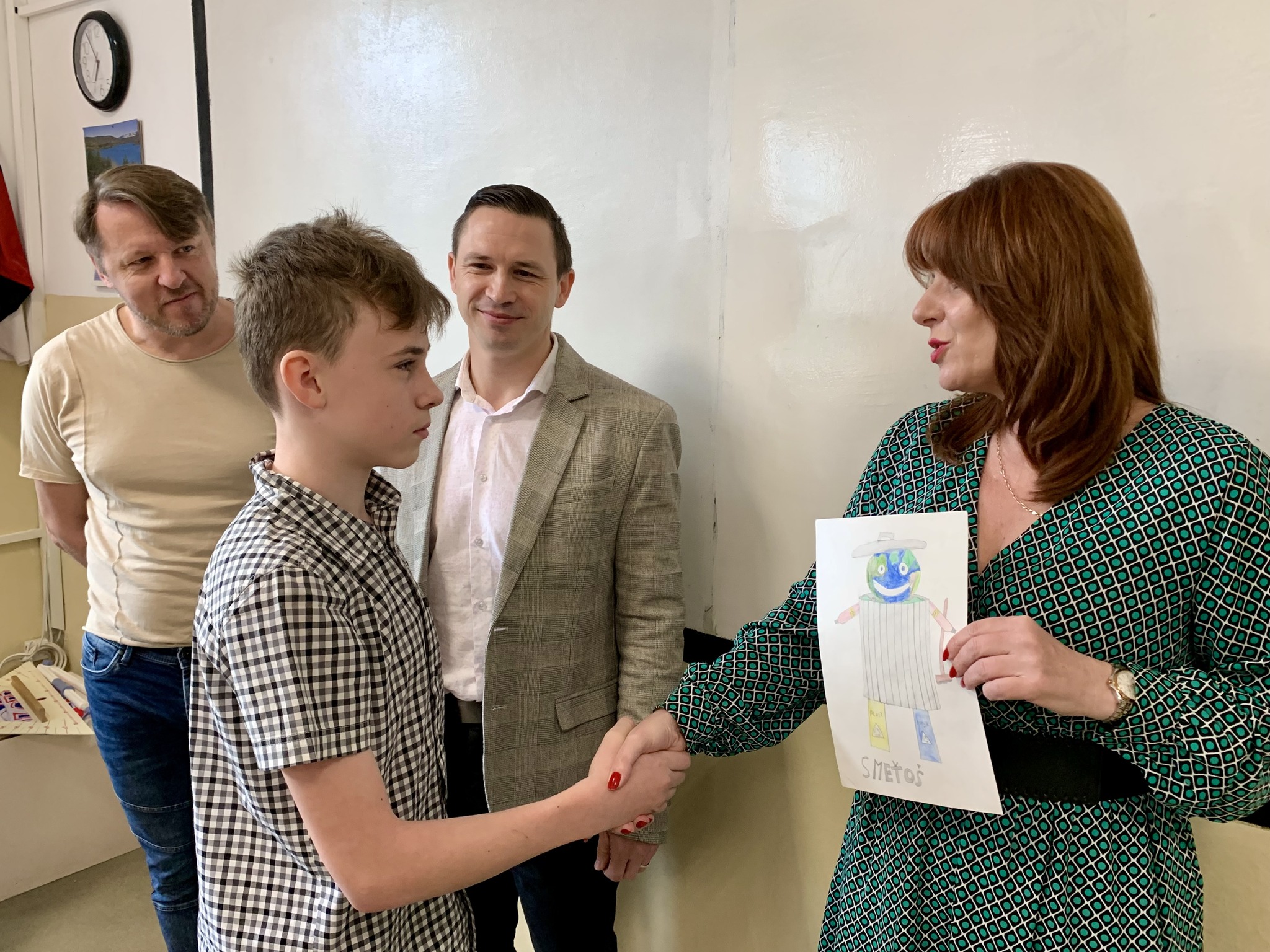 Smetiarske autá budú mať nového maskota. Vytvoril ho Matej a volá sa Supermárius