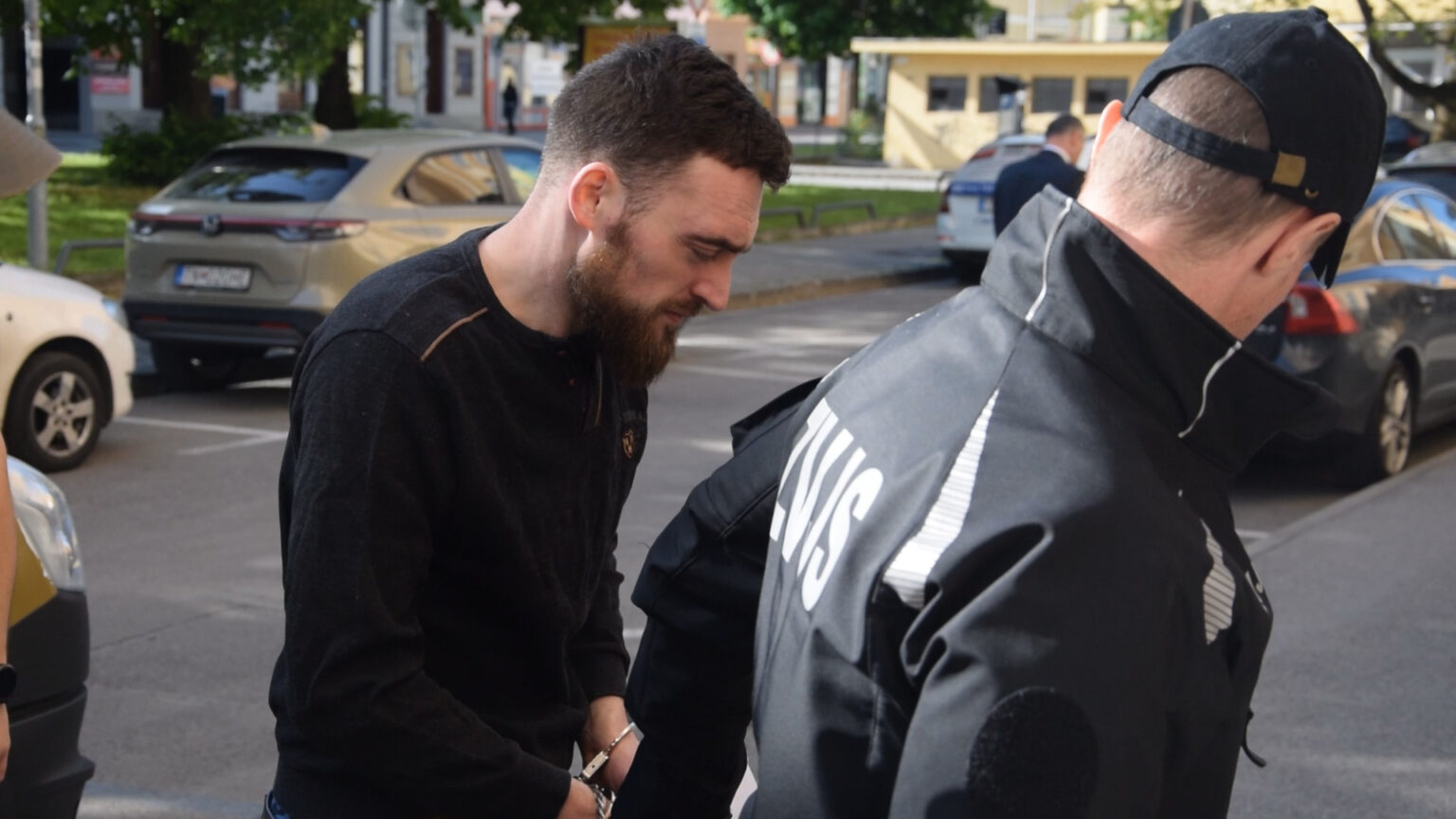 Andreja N. priviezla na krajský súd policajná eskorta. Foto: Rasťo Harakal