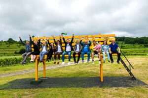 Pezinok má parádnu atrakciu. Nad mestom stojí obria vyhliadková lavička