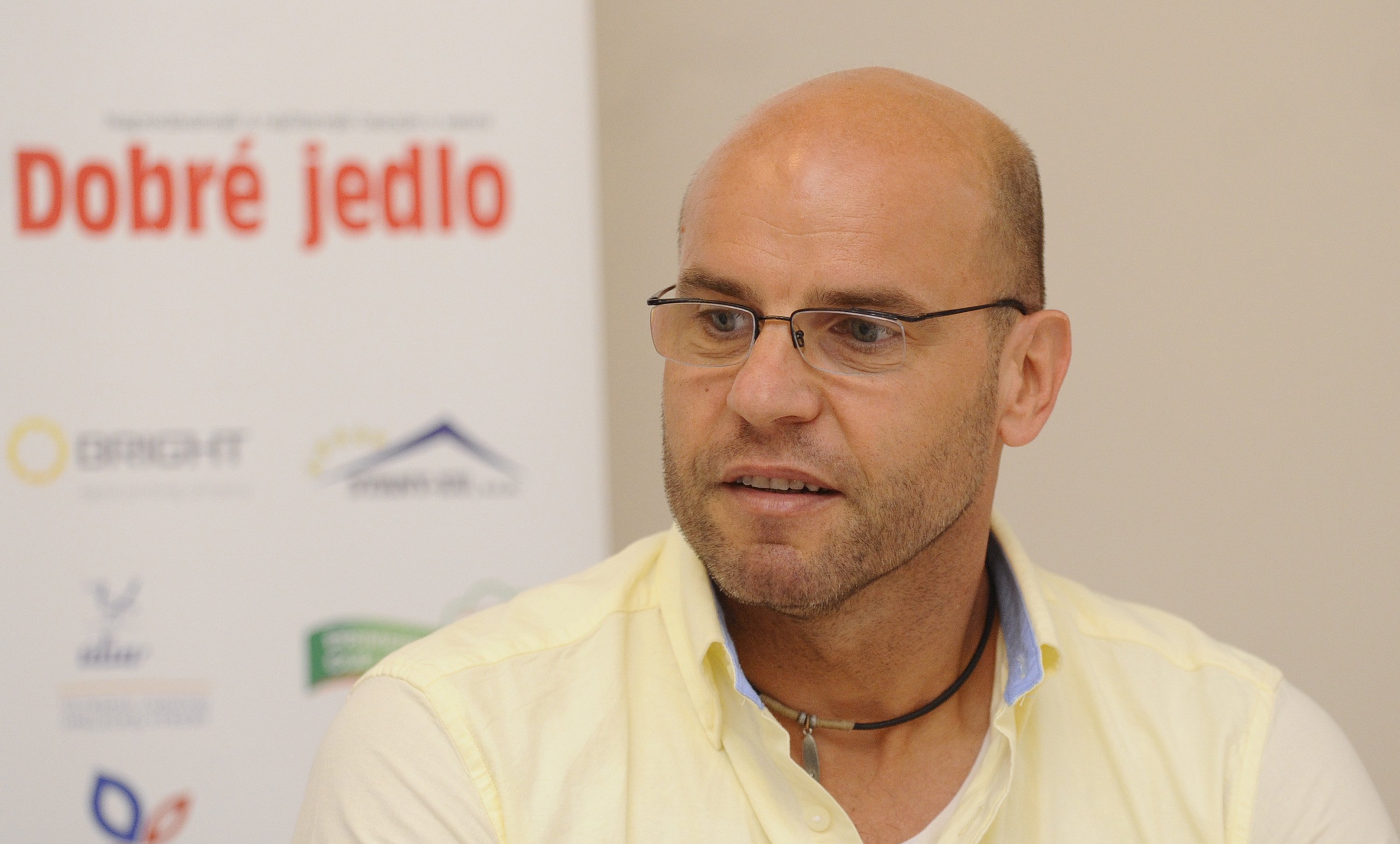 Bukovského opäť „zrušili“. Tentoraz na podnet aktivistického novinára