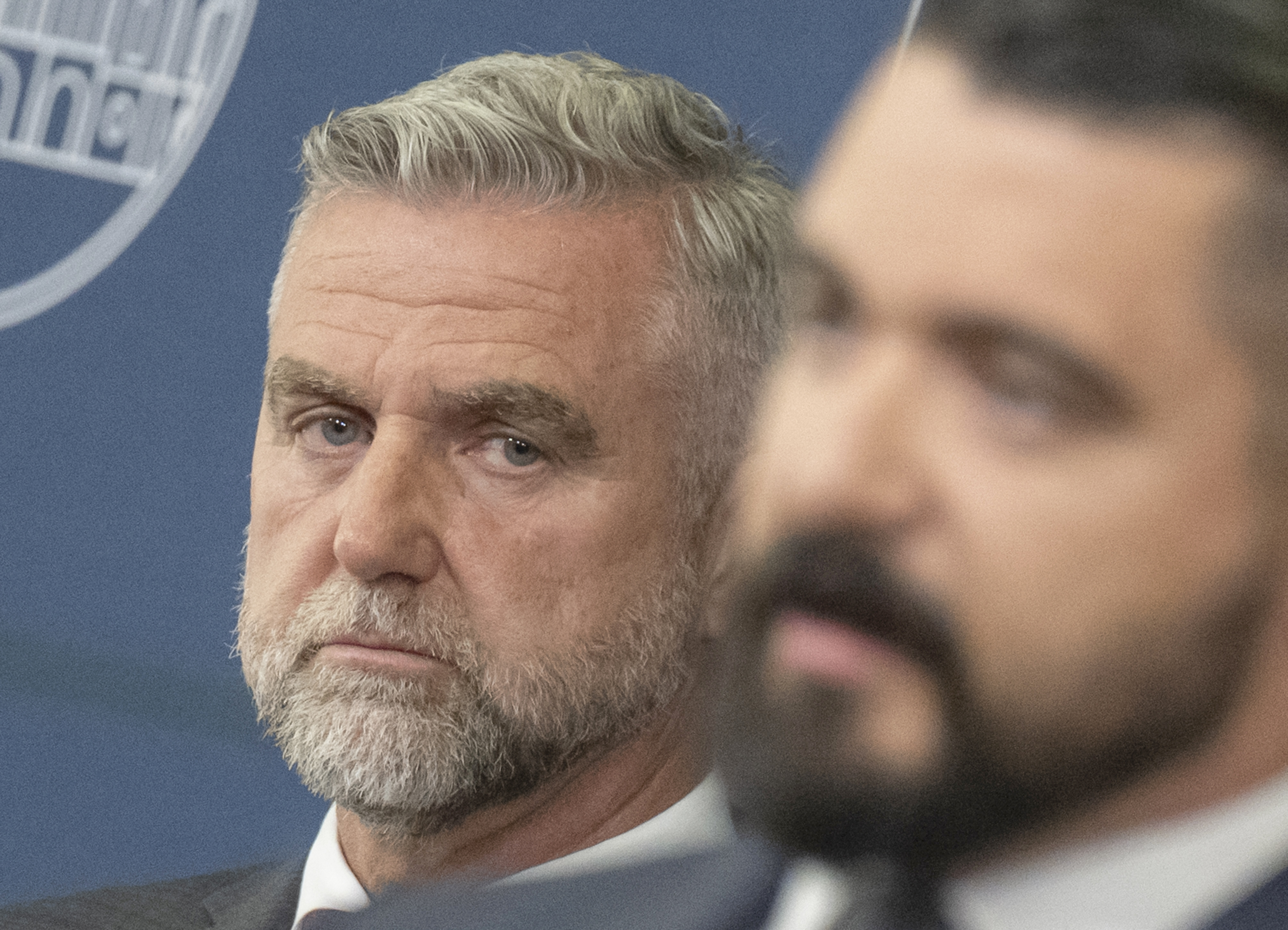 Šéf SIS poprel, že písal návrh na odvolanie Šimečku: Doma máme jednu licenciu Microsoftu