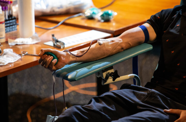 Deň tiesňovej linky oslávili dobrým skutkom