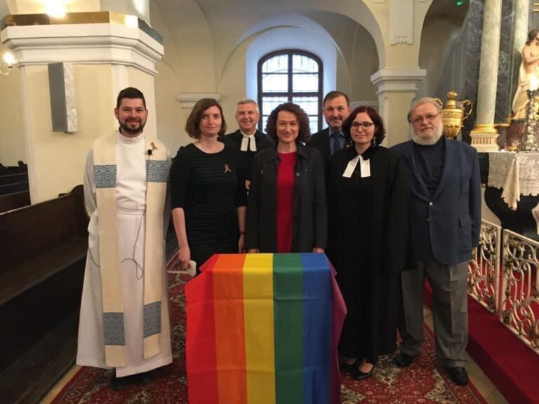 Bohoslužba v evanjelickom kostole pri príležitosti Medzinárodného dňa proti homofóbii a transfóbii