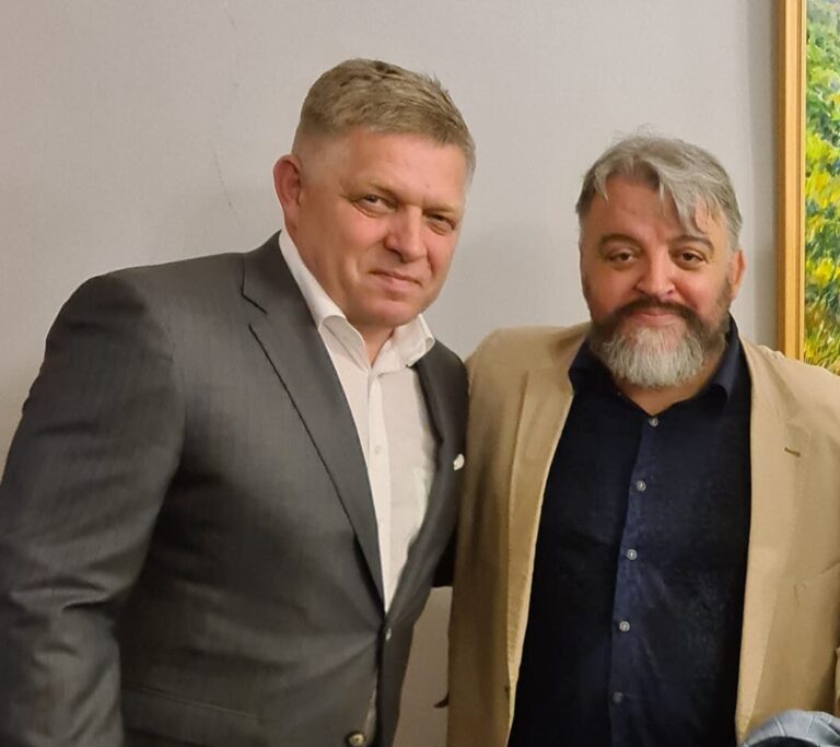 Chmelár: Nie všetci násilie odsúdili, herci mlčia