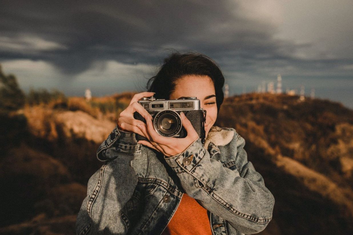 Fotofestival Devín 2024. Naučí vás aj portrétovať dravcov