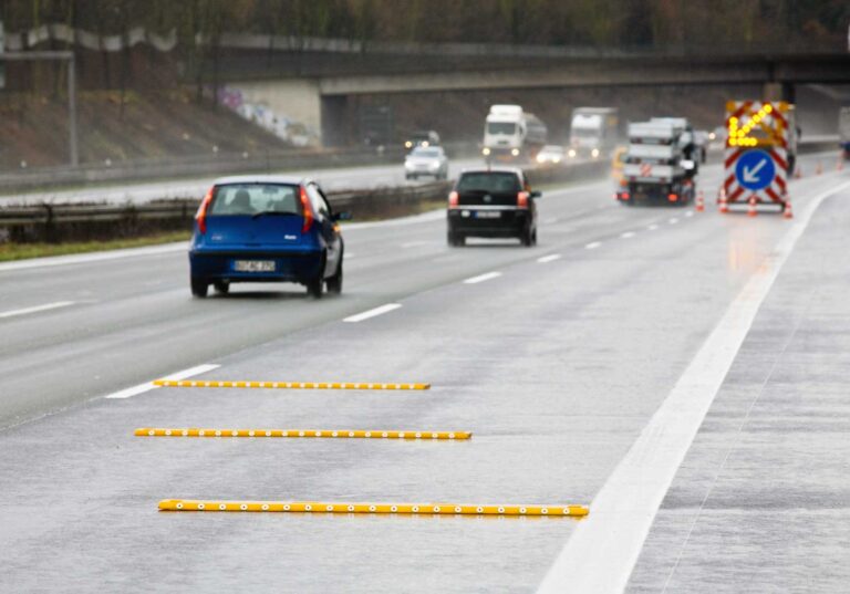 Na košickej R4 vymieňajú mostné závery. Platia tam dopravné obmedzenia 