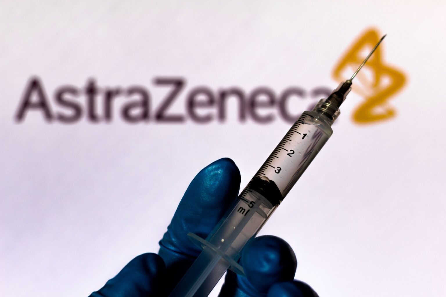 Vakcína firmy AstraZeneca. Ilustračné foto: Profimedia.sk