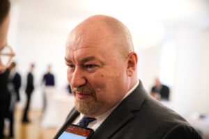 Kto chce kam, pomôžme mu tam alebo premiérovo proroctvo