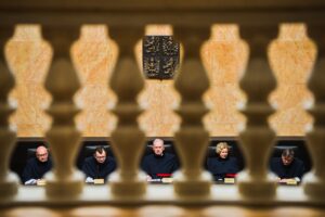 K tranzícii Ústavného súdu alebo keď si kapry vypúšťajú vlastný rybník